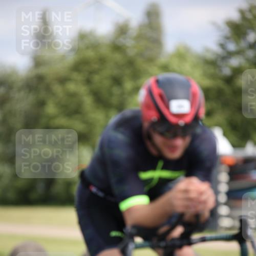16.06.2024 - 26. Vierlanden-Triathlon Jannik Wohlers http://msf.ph/oto/6283913 16.06.2024 11:25:48 Radfahren 19, 20, 479, 591, 604, 629 meine-sportfotos.de