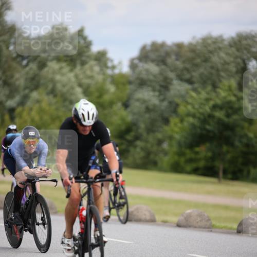 16.06.2024 - 26. Vierlanden-Triathlon Jannik Wohlers http://msf.ph/oto/6283924 16.06.2024 11:27:47 Radfahren 26, 144, 176, 481, 578, 582, 619 meine-sportfotos.de