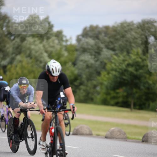 16.06.2024 - 26. Vierlanden-Triathlon Jannik Wohlers http://msf.ph/oto/6283926 16.06.2024 11:27:47 Radfahren 26, 144, 176, 481, 578, 582, 619 meine-sportfotos.de