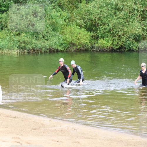16.06.2024 - 26. Vierlanden-Triathlon Strokosch-Dieckow http://msf.ph/oto/6283981 16.06.2024 09:08:58 Schwimmen  meine-sportfotos.de