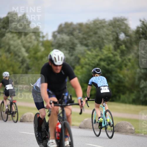 16.06.2024 - 26. Vierlanden-Triathlon Jannik Wohlers http://msf.ph/oto/6284025 16.06.2024 11:27:47 Radfahren 26, 144, 176, 481, 578, 582, 619 meine-sportfotos.de