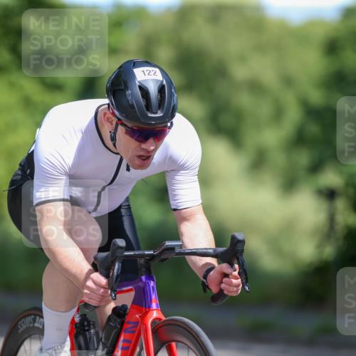 16.06.2024 - 7 Türme Triathlon Fuchs,  Jonas http://msf.ph/oto/6284041 16.06.2024 11:17:52 Radfahren 12, 27, 122, 172, 183 meine-sportfotos.de