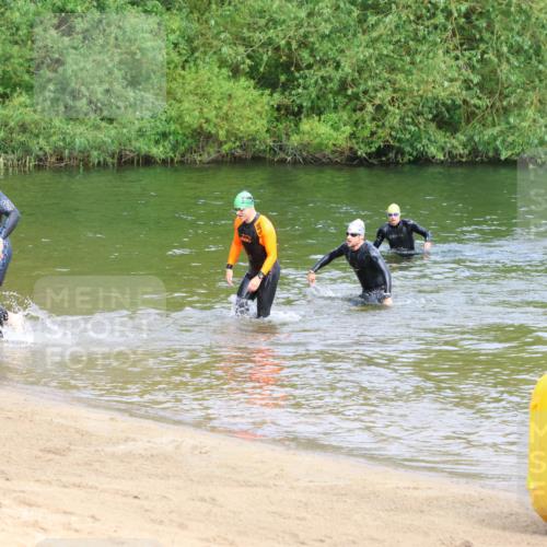 16.06.2024 - 26. Vierlanden-Triathlon Strokosch-Dieckow http://msf.ph/oto/6284143 16.06.2024 09:09:24 Schwimmen  meine-sportfotos.de