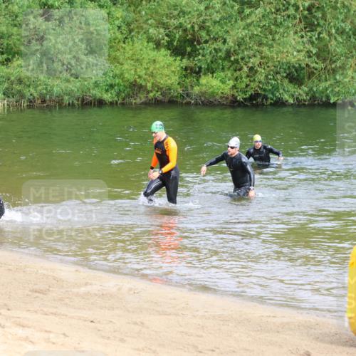 16.06.2024 - 26. Vierlanden-Triathlon Strokosch-Dieckow http://msf.ph/oto/6284153 16.06.2024 09:09:25 Schwimmen  meine-sportfotos.de
