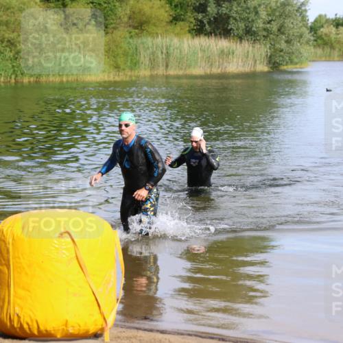 16.06.2024 - 26. Vierlanden-Triathlon Strokosch-Dieckow http://msf.ph/oto/6284175 16.06.2024 09:30:27 Schwimmen 5, 42, 5, 42 meine-sportfotos.de