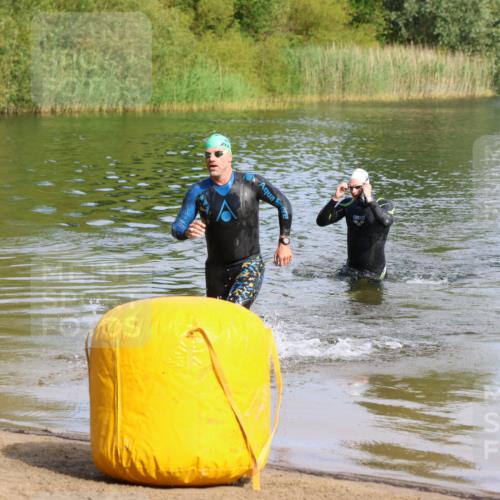 16.06.2024 - 26. Vierlanden-Triathlon Strokosch-Dieckow http://msf.ph/oto/6284192 16.06.2024 09:30:28 Schwimmen 5, 42, 5, 42 meine-sportfotos.de