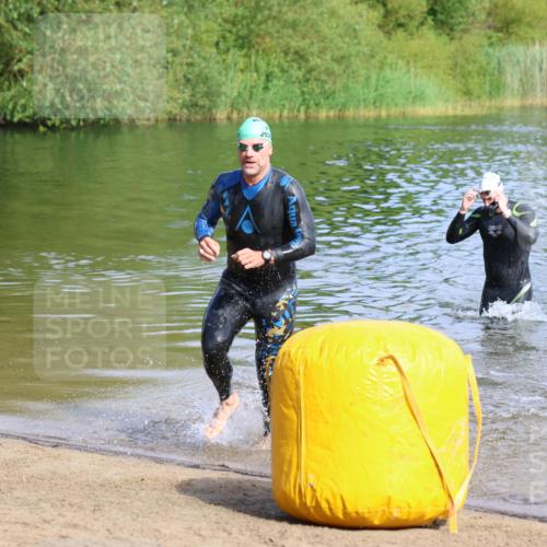 16.06.2024 - 26. Vierlanden-Triathlon Strokosch-Dieckow http://msf.ph/oto/6284226 16.06.2024 09:30:29 Schwimmen 5, 42, 5, 42 meine-sportfotos.de