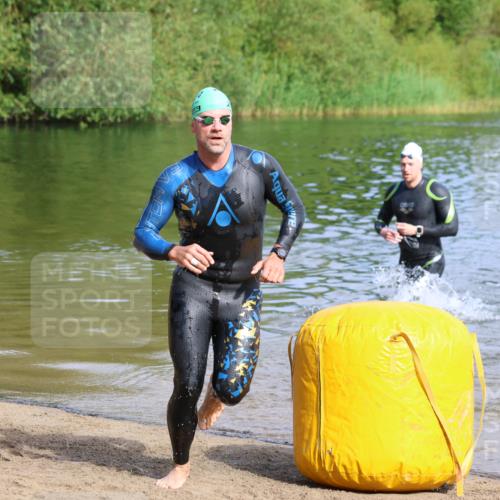 16.06.2024 - 26. Vierlanden-Triathlon Strokosch-Dieckow http://msf.ph/oto/6284323 16.06.2024 09:30:30 Schwimmen 5, 42, 5, 42 meine-sportfotos.de