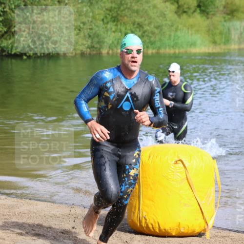 16.06.2024 - 26. Vierlanden-Triathlon Strokosch-Dieckow http://msf.ph/oto/6284436 16.06.2024 09:30:30 Schwimmen 5, 42, 5, 42 meine-sportfotos.de