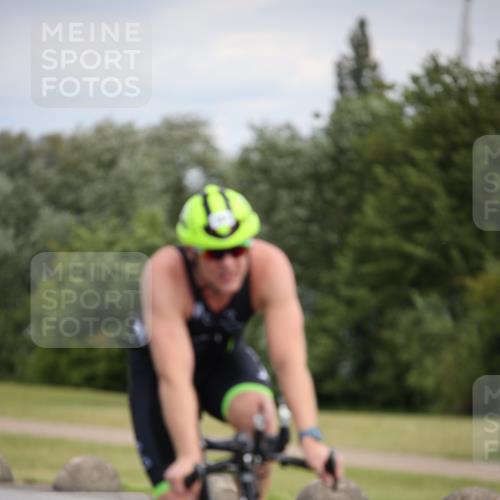 16.06.2024 - 26. Vierlanden-Triathlon Jannik Wohlers http://msf.ph/oto/6284501 16.06.2024 11:27:59 Radfahren 7, 108, 164, 480, 490 meine-sportfotos.de