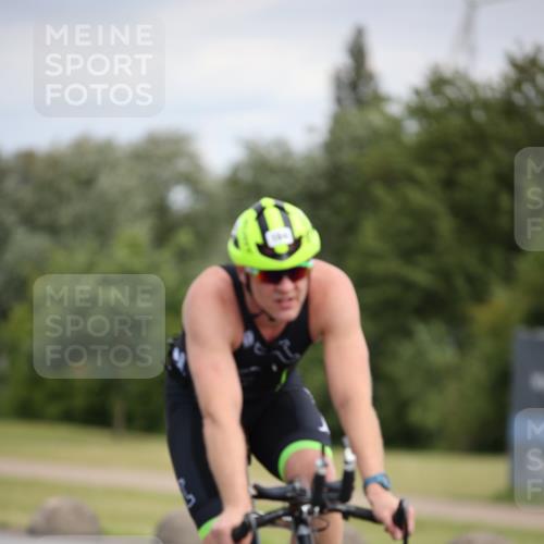 16.06.2024 - 26. Vierlanden-Triathlon Jannik Wohlers http://msf.ph/oto/6284507 16.06.2024 11:27:59 Radfahren 7, 108, 164, 480, 490 meine-sportfotos.de