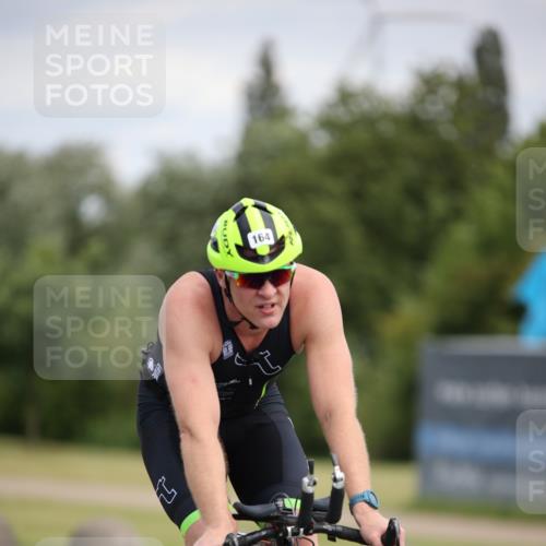 16.06.2024 - 26. Vierlanden-Triathlon Jannik Wohlers http://msf.ph/oto/6284513 16.06.2024 11:27:59 Radfahren 7, 108, 164, 480, 490 meine-sportfotos.de