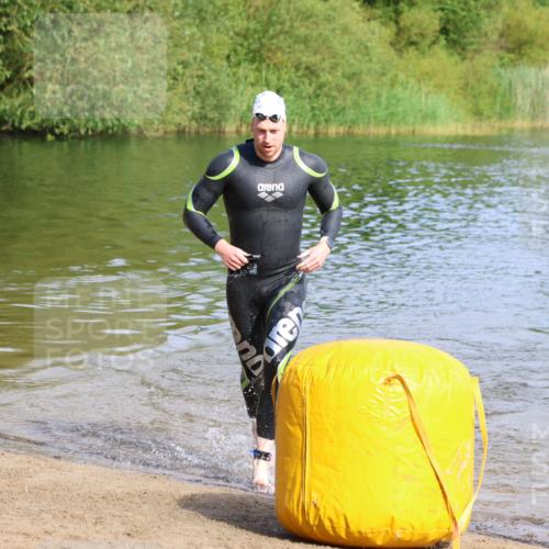 16.06.2024 - 26. Vierlanden-Triathlon Strokosch-Dieckow http://msf.ph/oto/6284531 16.06.2024 09:30:32 Schwimmen 5, 42, 5, 42 meine-sportfotos.de
