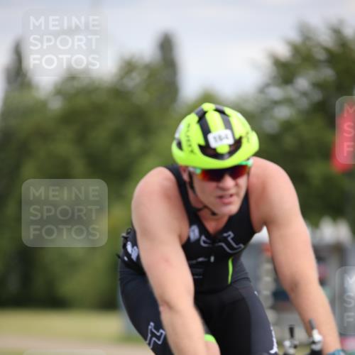 16.06.2024 - 26. Vierlanden-Triathlon Jannik Wohlers http://msf.ph/oto/6284546 16.06.2024 11:27:59 Radfahren 7, 108, 164, 480, 490 meine-sportfotos.de