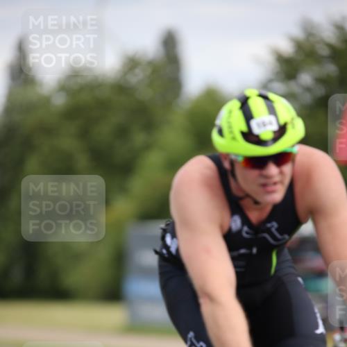 16.06.2024 - 26. Vierlanden-Triathlon Jannik Wohlers http://msf.ph/oto/6284552 16.06.2024 11:27:59 Radfahren 7, 108, 164, 480, 490 meine-sportfotos.de