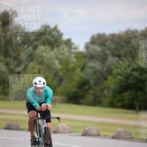16.06.2024 - 26. Vierlanden-Triathlon Jannik Wohlers http://msf.ph/oto/6284568 16.06.2024 11:28:01 Radfahren 7, 108, 164, 480, 566 meine-sportfotos.de