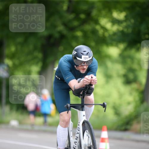 16.06.2024 - 7 Türme Triathlon Fuchs,  Jonas http://msf.ph/oto/6284685 16.06.2024 10:02:58 Radfahren 124 meine-sportfotos.de