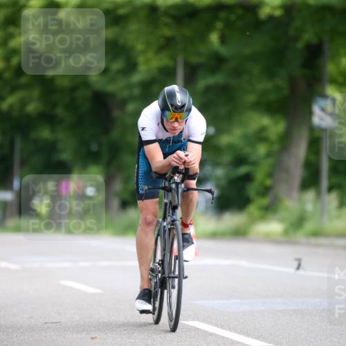 16.06.2024 - 7 Türme Triathlon Fuchs,  Jonas http://msf.ph/oto/6284722 16.06.2024 10:04:45 Radfahren 126 meine-sportfotos.de