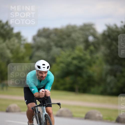 16.06.2024 - 26. Vierlanden-Triathlon Jannik Wohlers http://msf.ph/oto/6284872 16.06.2024 11:28:02 Radfahren 7, 108, 164, 480, 566 meine-sportfotos.de