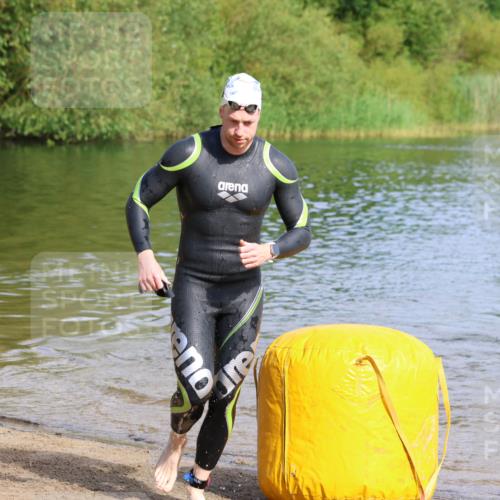16.06.2024 - 26. Vierlanden-Triathlon Strokosch-Dieckow http://msf.ph/oto/6284874 16.06.2024 09:30:33 Schwimmen 5, 42, 5, 42 meine-sportfotos.de