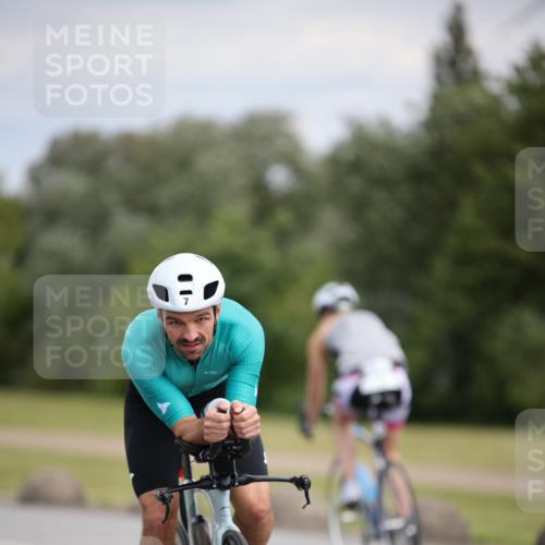 16.06.2024 - 26. Vierlanden-Triathlon Jannik Wohlers http://msf.ph/oto/6284902 16.06.2024 11:28:02 Radfahren 7, 108, 164, 480, 566 meine-sportfotos.de