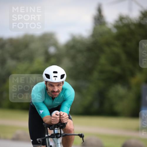 16.06.2024 - 26. Vierlanden-Triathlon Jannik Wohlers http://msf.ph/oto/6284910 16.06.2024 11:28:02 Radfahren 7, 108, 164, 480, 566 meine-sportfotos.de