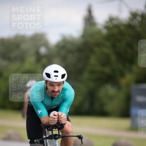 16.06.2024 - 26. Vierlanden-Triathlon Jannik Wohlers http://msf.ph/oto/6284916 16.06.2024 11:28:02 Radfahren 7, 108, 164, 480, 566 meine-sportfotos.de