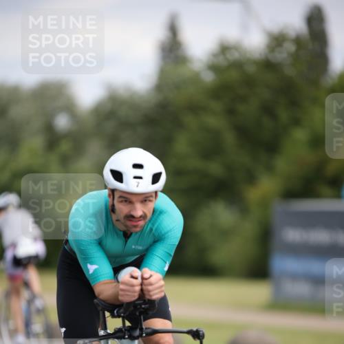 16.06.2024 - 26. Vierlanden-Triathlon Jannik Wohlers http://msf.ph/oto/6284924 16.06.2024 11:28:02 Radfahren 7, 108, 164, 480, 566 meine-sportfotos.de
