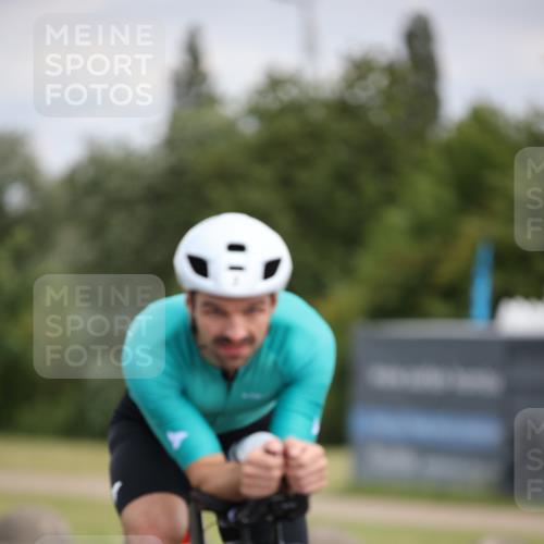 16.06.2024 - 26. Vierlanden-Triathlon Jannik Wohlers http://msf.ph/oto/6284971 16.06.2024 11:28:02 Radfahren 7, 108, 164, 480, 566 meine-sportfotos.de