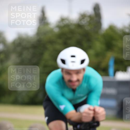 16.06.2024 - 26. Vierlanden-Triathlon Jannik Wohlers http://msf.ph/oto/6284980 16.06.2024 11:28:03 Radfahren 7, 108, 164, 480, 566 meine-sportfotos.de