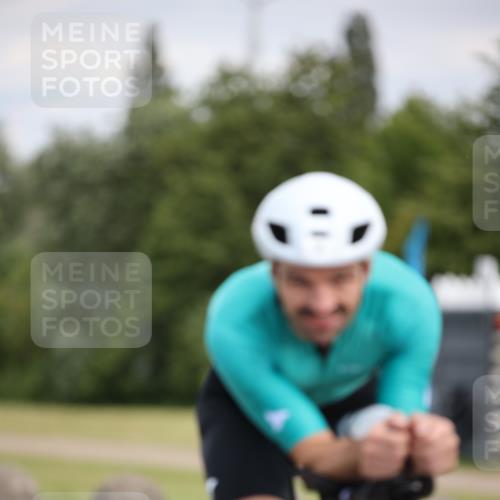 16.06.2024 - 26. Vierlanden-Triathlon Jannik Wohlers http://msf.ph/oto/6284985 16.06.2024 11:28:03 Radfahren 7, 108, 164, 480, 566 meine-sportfotos.de