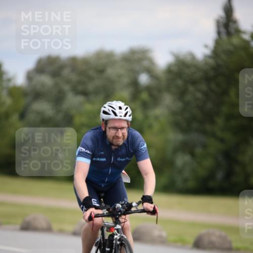 16.06.2024 - 26. Vierlanden-Triathlon Jannik Wohlers http://msf.ph/oto/6285045 16.06.2024 11:28:09 Radfahren 7, 95, 207, 566 meine-sportfotos.de