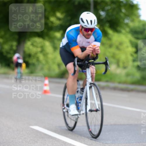 16.06.2024 - 7 Türme Triathlon Fuchs,  Jonas http://msf.ph/oto/6285066 16.06.2024 10:08:03 Radfahren 1 meine-sportfotos.de