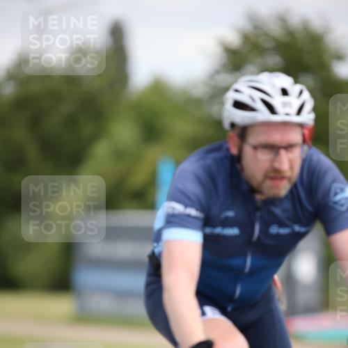 16.06.2024 - 26. Vierlanden-Triathlon Jannik Wohlers http://msf.ph/oto/6285179 16.06.2024 11:28:10 Radfahren 95, 207, 566 meine-sportfotos.de