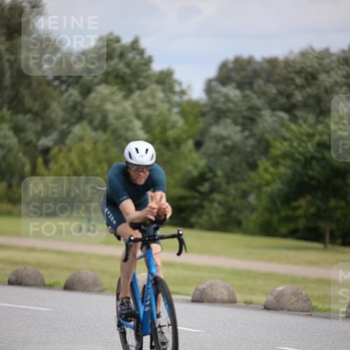 16.06.2024 - 26. Vierlanden-Triathlon Jannik Wohlers http://msf.ph/oto/6285193 16.06.2024 11:28:27 Radfahren 147, 553 meine-sportfotos.de