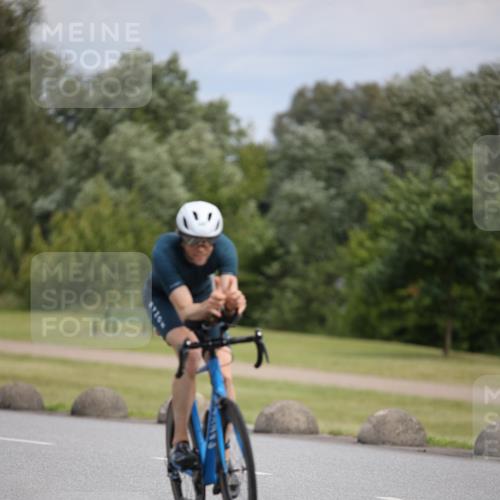 16.06.2024 - 26. Vierlanden-Triathlon Jannik Wohlers http://msf.ph/oto/6285198 16.06.2024 11:28:27 Radfahren 147, 553 meine-sportfotos.de