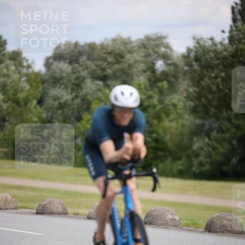 16.06.2024 - 26. Vierlanden-Triathlon Jannik Wohlers http://msf.ph/oto/6285254 16.06.2024 11:28:27 Radfahren 147, 553 meine-sportfotos.de
