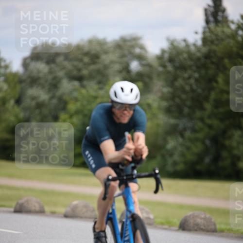 16.06.2024 - 26. Vierlanden-Triathlon Jannik Wohlers http://msf.ph/oto/6285265 16.06.2024 11:28:27 Radfahren 147, 553 meine-sportfotos.de