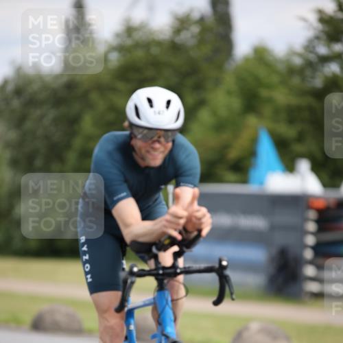 16.06.2024 - 26. Vierlanden-Triathlon Jannik Wohlers http://msf.ph/oto/6285322 16.06.2024 11:28:28 Radfahren 147, 493 meine-sportfotos.de