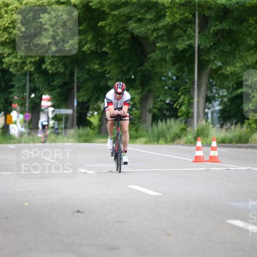 16.06.2024 - 7 Türme Triathlon Fuchs,  Jonas http://msf.ph/oto/6285325 16.06.2024 10:11:03 Radfahren 111 meine-sportfotos.de