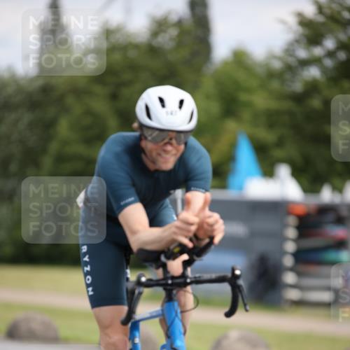16.06.2024 - 26. Vierlanden-Triathlon Jannik Wohlers http://msf.ph/oto/6285333 16.06.2024 11:28:28 Radfahren 147, 493 meine-sportfotos.de