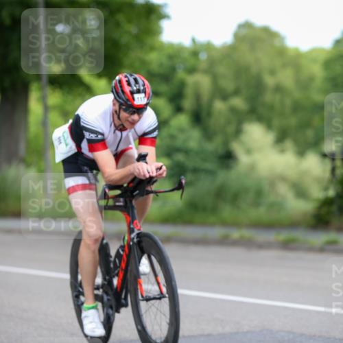 16.06.2024 - 7 Türme Triathlon Fuchs,  Jonas http://msf.ph/oto/6285371 16.06.2024 10:11:06 Radfahren 111 meine-sportfotos.de