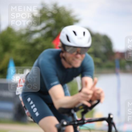 16.06.2024 - 26. Vierlanden-Triathlon Jannik Wohlers http://msf.ph/oto/6285379 16.06.2024 11:28:28 Radfahren 147, 493 meine-sportfotos.de