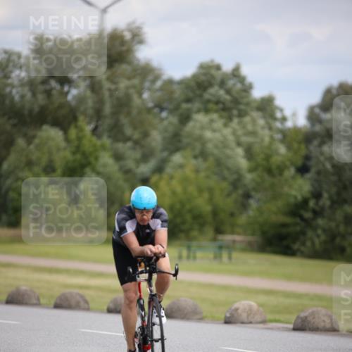 16.06.2024 - 26. Vierlanden-Triathlon Jannik Wohlers http://msf.ph/oto/6285416 16.06.2024 11:28:45 Radfahren 90, 501, 533, 575 meine-sportfotos.de