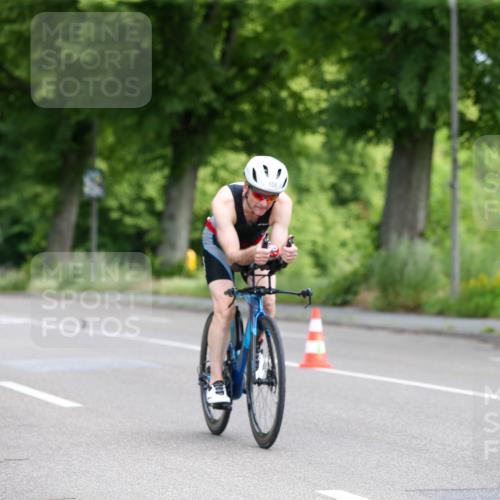 16.06.2024 - 7 Türme Triathlon Fuchs,  Jonas http://msf.ph/oto/6285449 16.06.2024 10:11:39 Radfahren 108 meine-sportfotos.de