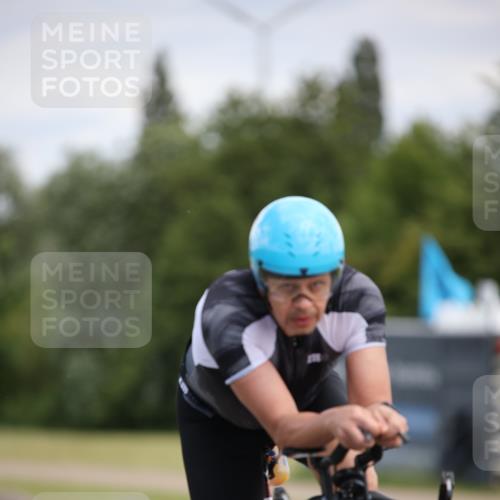 16.06.2024 - 26. Vierlanden-Triathlon Jannik Wohlers http://msf.ph/oto/6285657 16.06.2024 11:28:47 Radfahren 90, 501, 533, 575 meine-sportfotos.de