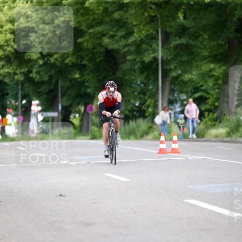 16.06.2024 - 7 Türme Triathlon Fuchs,  Jonas http://msf.ph/oto/6285666 16.06.2024 10:15:44 Radfahren 119 meine-sportfotos.de