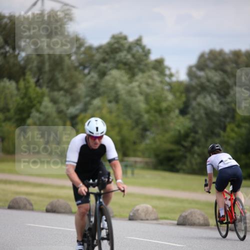 16.06.2024 - 26. Vierlanden-Triathlon Jannik Wohlers http://msf.ph/oto/6285739 16.06.2024 11:28:52 Radfahren 90, 160, 536 meine-sportfotos.de