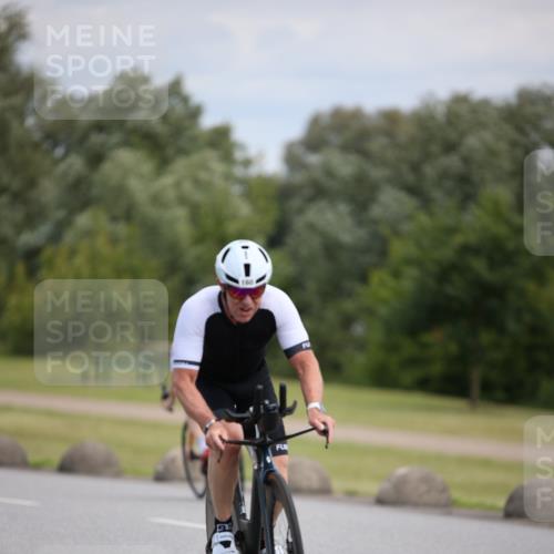 16.06.2024 - 26. Vierlanden-Triathlon Jannik Wohlers http://msf.ph/oto/6285814 16.06.2024 11:28:53 Radfahren 90, 160, 536 meine-sportfotos.de