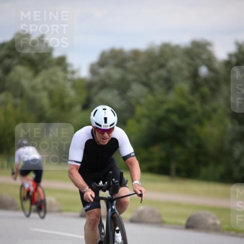 16.06.2024 - 26. Vierlanden-Triathlon Jannik Wohlers http://msf.ph/oto/6285843 16.06.2024 11:28:53 Radfahren 90, 160, 536 meine-sportfotos.de